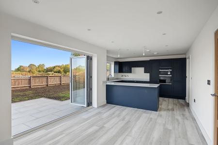 4 bedroom Detached house for sale in Dairy Close, Stickney, PE22
