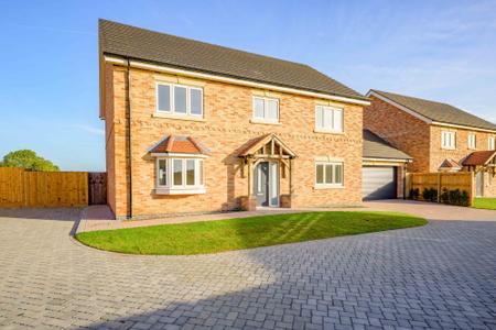 4 bedroom Detached house for sale in Dairy Close, Stickney, PE22