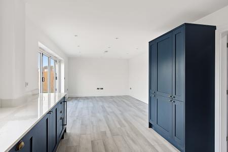 4 bedroom Detached house for sale in Dairy Close, Stickney, PE22