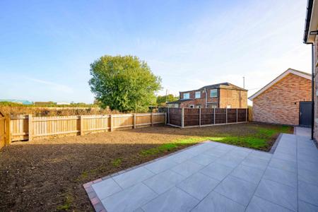 4 bedroom Detached house for sale in Dairy Close, Stickney, PE22