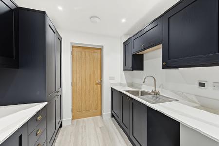4 bedroom Detached house for sale in Dairy Close, Stickney, PE22