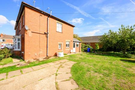 3 bedroom Semi-detached house for sale in Park Road, Boston, PE21