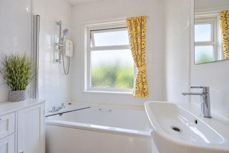 3 bedroom Semi-detached house for sale in Park Road, Boston, PE21