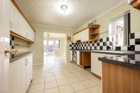 3 bedroom Bungalow for sale in Arnhem Way, Bourne, PE10