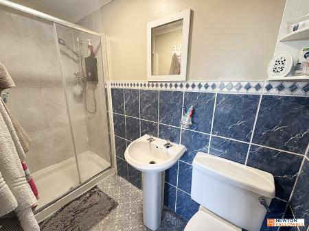 4 bedroom Semi-detached house for sale in Aveland Close, Bourne, PE10