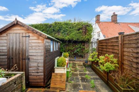 2 bedroom Terraced House for sale in Haconby Lane, Morton, Bourne, PE10