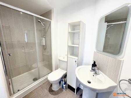 3 bedroom Detached house for sale in Lingfield Park, Bourne, PE10