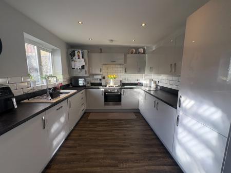 3 bedroom Detached house for sale in Perth Close, Bourne, PE10