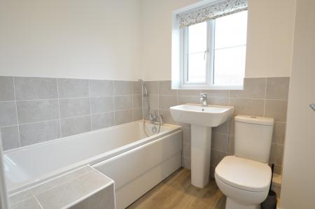 3 bedroom Detached house for sale in Plumpton Chase, Bourne, PE10