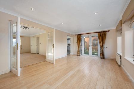 4 bedroom Detached house for sale in Priory Close, Thurlby, Bourne, PE10