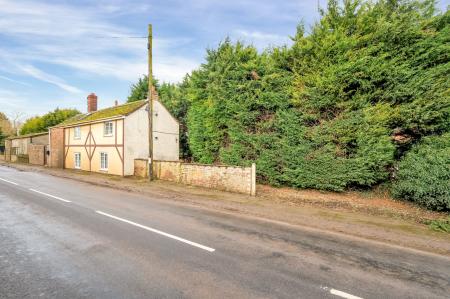 3 bedroom Detached house for sale in Risegate Road, Gosberton, Spalding, PE11