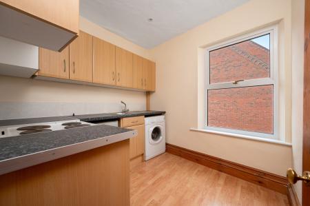 2 bedroom Flat for sale in South Street, Bourne, PE10