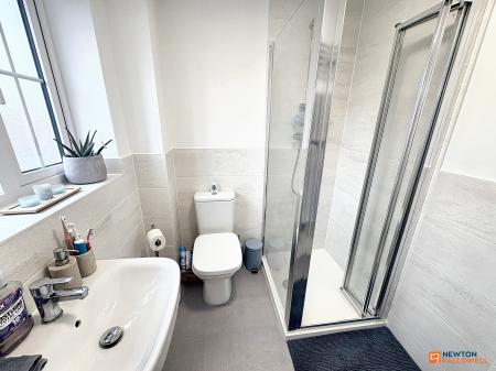 3 bedroom Semi-detached house for sale in Spa Chase, Bourne, PE10