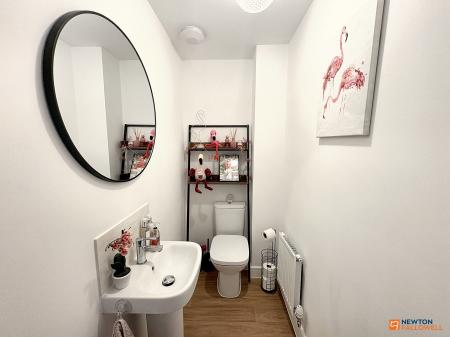 3 bedroom Semi-detached house for sale in Spa Chase, Bourne, PE10