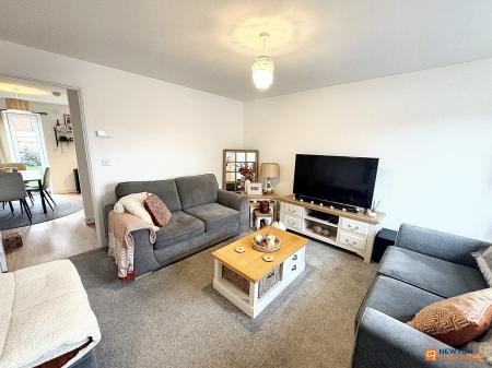 3 bedroom Semi-detached house for sale in Spa Chase, Bourne, PE10