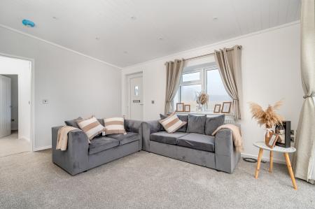 2 bedroom Park home for sale in Stamford Park, Bourne