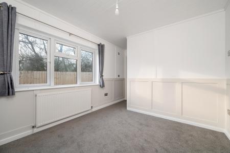2 bedroom Park home for sale in Stamford Park, Bourne