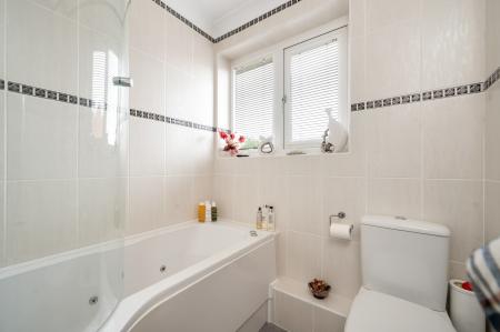 4 bedroom Detached house for sale in Station Road, Morton, Bourne, PE10