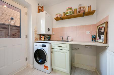 4 bedroom Detached house for sale in Viking Way, Thurlby, Bourne, PE10