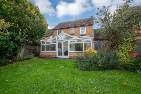 4 bedroom Detached house for sale in Viking Way, Thurlby, Bourne, PE10