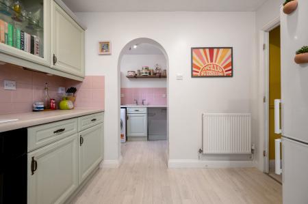 4 bedroom Detached house for sale in Viking Way, Thurlby, Bourne, PE10