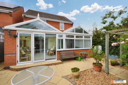 3 bedroom Detached house for sale in Waggoners Way, Morton, Bourne, PE10