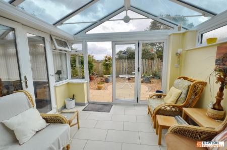 3 bedroom Detached house for sale in Waggoners Way, Morton, Bourne, PE10