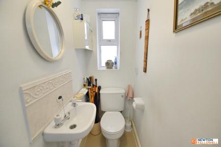 3 bedroom Detached house for sale in Waggoners Way, Morton, Bourne, PE10