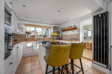 4 bedroom Detached house for sale in West Road, Pointon, Bourne, NG34