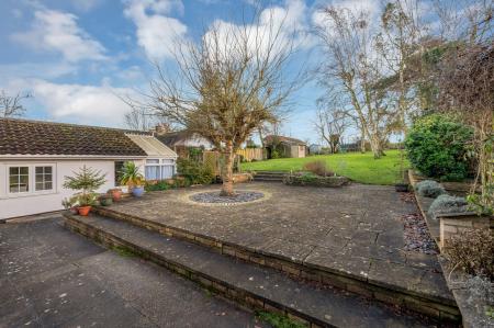 4 bedroom Detached house for sale in West Road, Pointon, Bourne, NG34