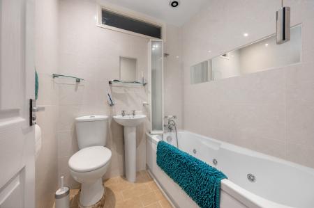 3 bedroom Bungalow for sale in Westwood Drive, Bourne, PE10