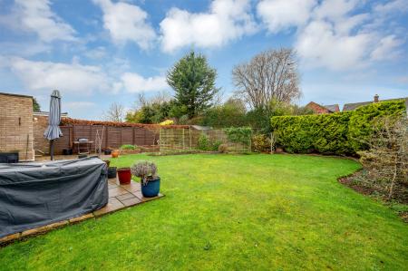 3 bedroom Bungalow for sale in Westwood Drive, Bourne, PE10