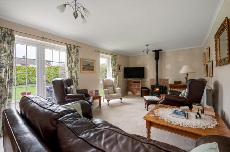 3 bedroom Bungalow for sale in Westwood Drive, Bourne, PE10