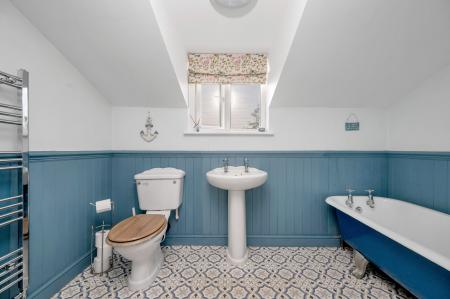 3 bedroom Detached house for sale in East Street, Rippingale, Rippingale, Bourne, PE10