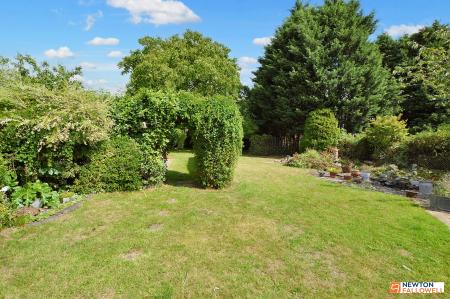 4 bedroom Detached house for sale in High Street, Pointon, Bourne, NG34