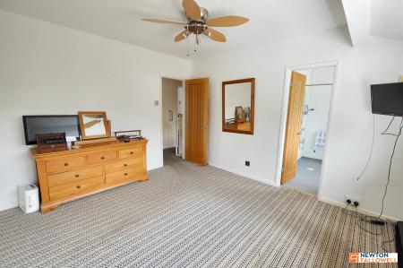 4 bedroom Detached house for sale in High Street, Pointon, Bourne, NG34