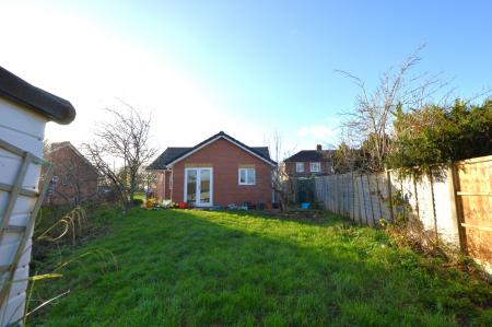 2 bedroom Bungalow to let in Bourne Road, Corby Glen, Grantham, NG33