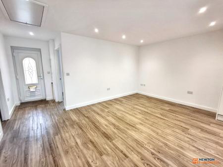 2 bedroom Bungalow to let in Bourne Road, Corby Glen, Grantham, NG33