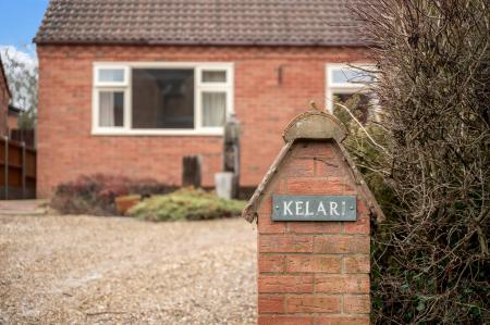 4 bedroom Detached bungalow for sale in Shepton Lane, Sleaford, NG34