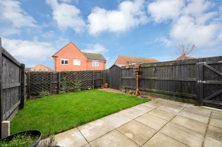 3 bedroom Semi-detached house for sale in Taunton Road, Bourne, PE10