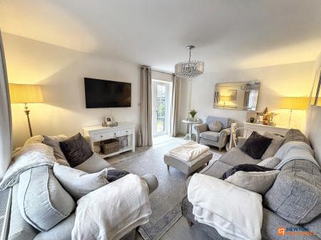 4 bedroom Detached house for sale in Newmarket Avenue, Bourne, PE10