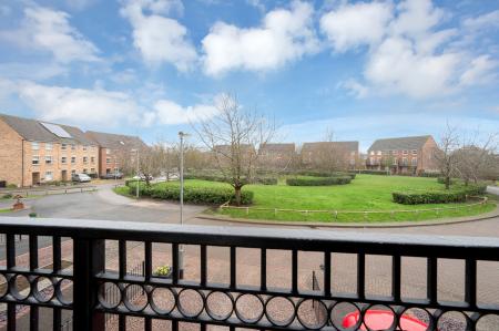 3 bedroom Town house for sale in Rosemary Gardens, Bourne, PE10