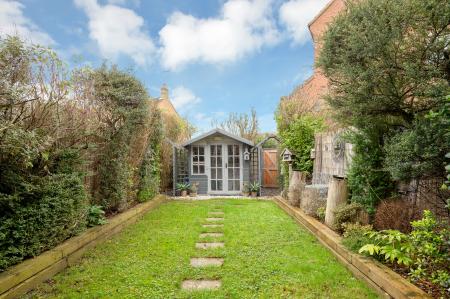 3 bedroom Town house for sale in Rosemary Gardens, Bourne, PE10