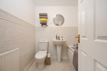 3 bedroom Town house for sale in Rosemary Gardens, Bourne, PE10