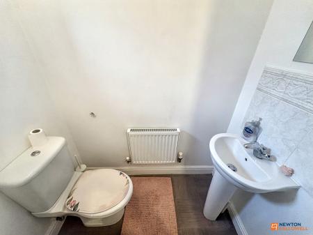 3 bedroom Terraced House for sale in The Pollards, Bourne, PE10