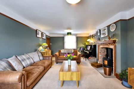 4 bedroom Detached house for sale in Victoria Place, Bourne, PE10