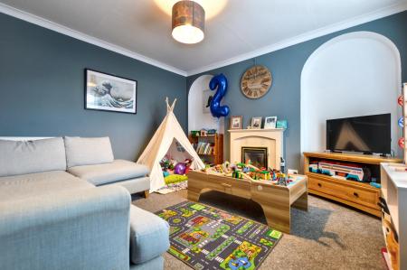 4 bedroom Detached house for sale in Victoria Place, Bourne, PE10