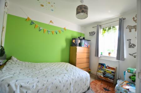 2 bedroom End of terrace house for sale in Ripon Close, Bourne, PE10