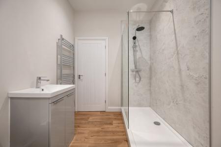 4 bedroom Detached house for sale in Main Road, Bourne, PE10