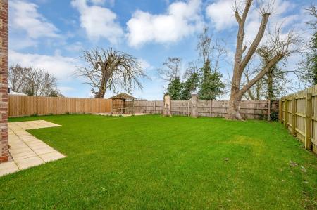 4 bedroom Detached house for sale in Main Road, Bourne, PE10